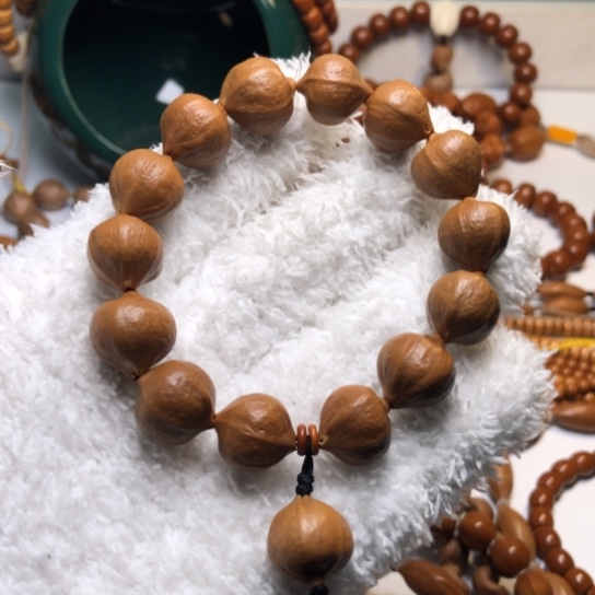 橄榄核吊坠1.5+素核手串