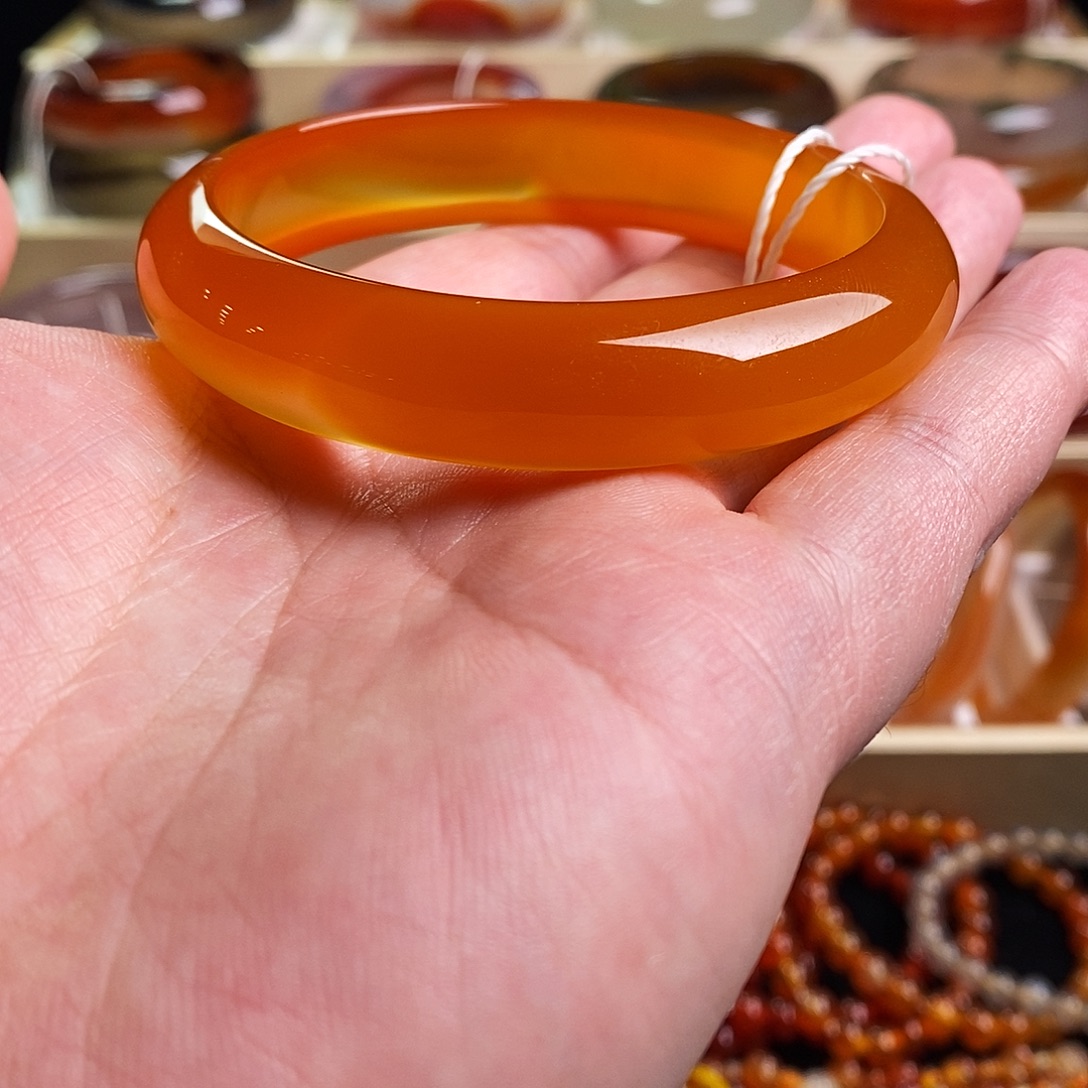 玛瑙/玉髓未镶嵌手镯