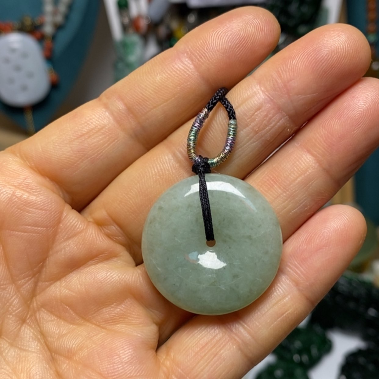 【闪购商品】翡翠未镶嵌吊坠(赠链)