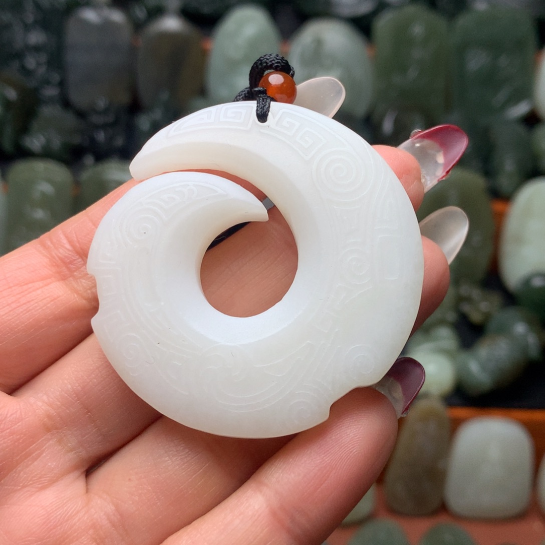 和田玉颈饰未镶嵌挂件61