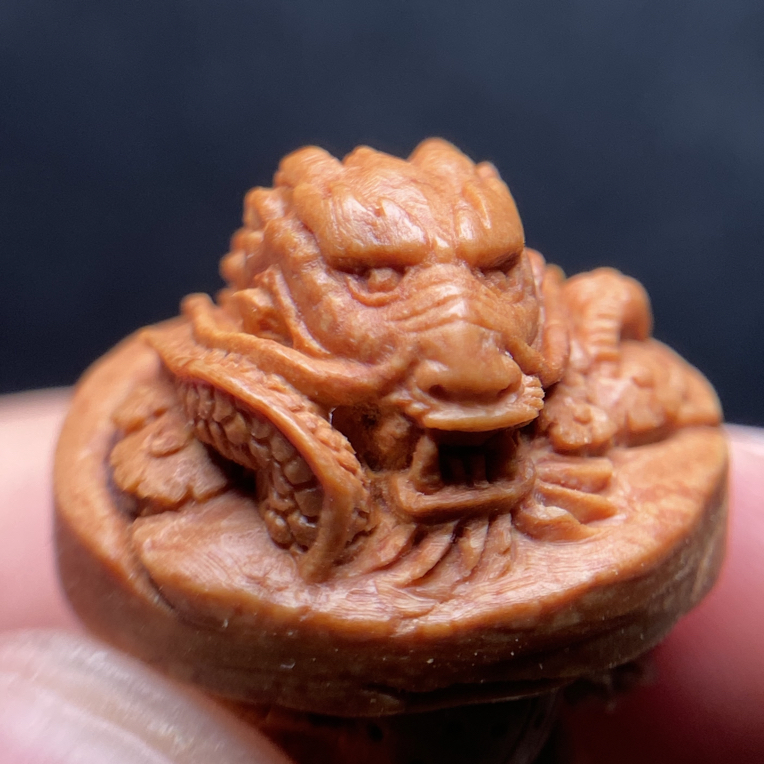 2.3左右大尺寸桃核双面龙珠龙行天下配珠顶珠单颗