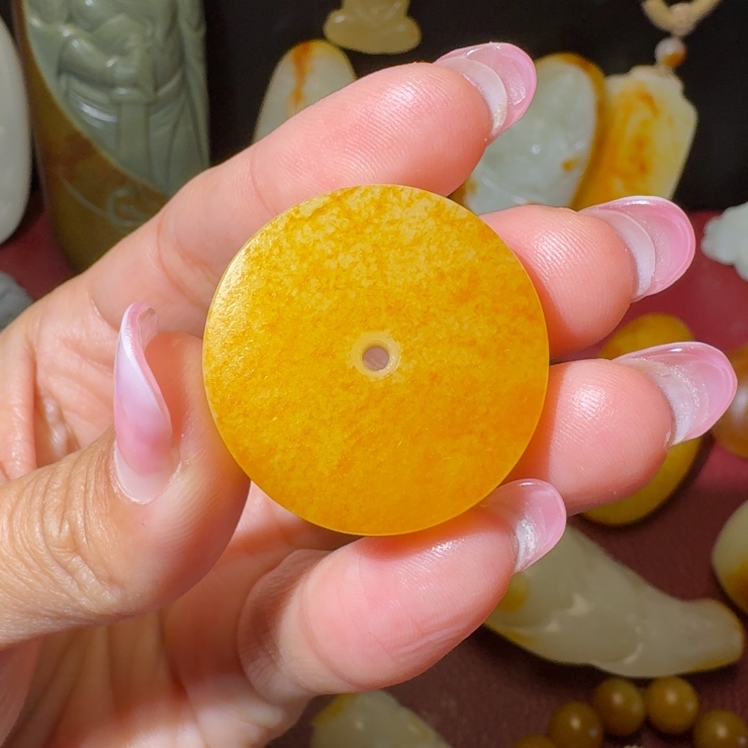 好***和田玉未镶嵌挂件