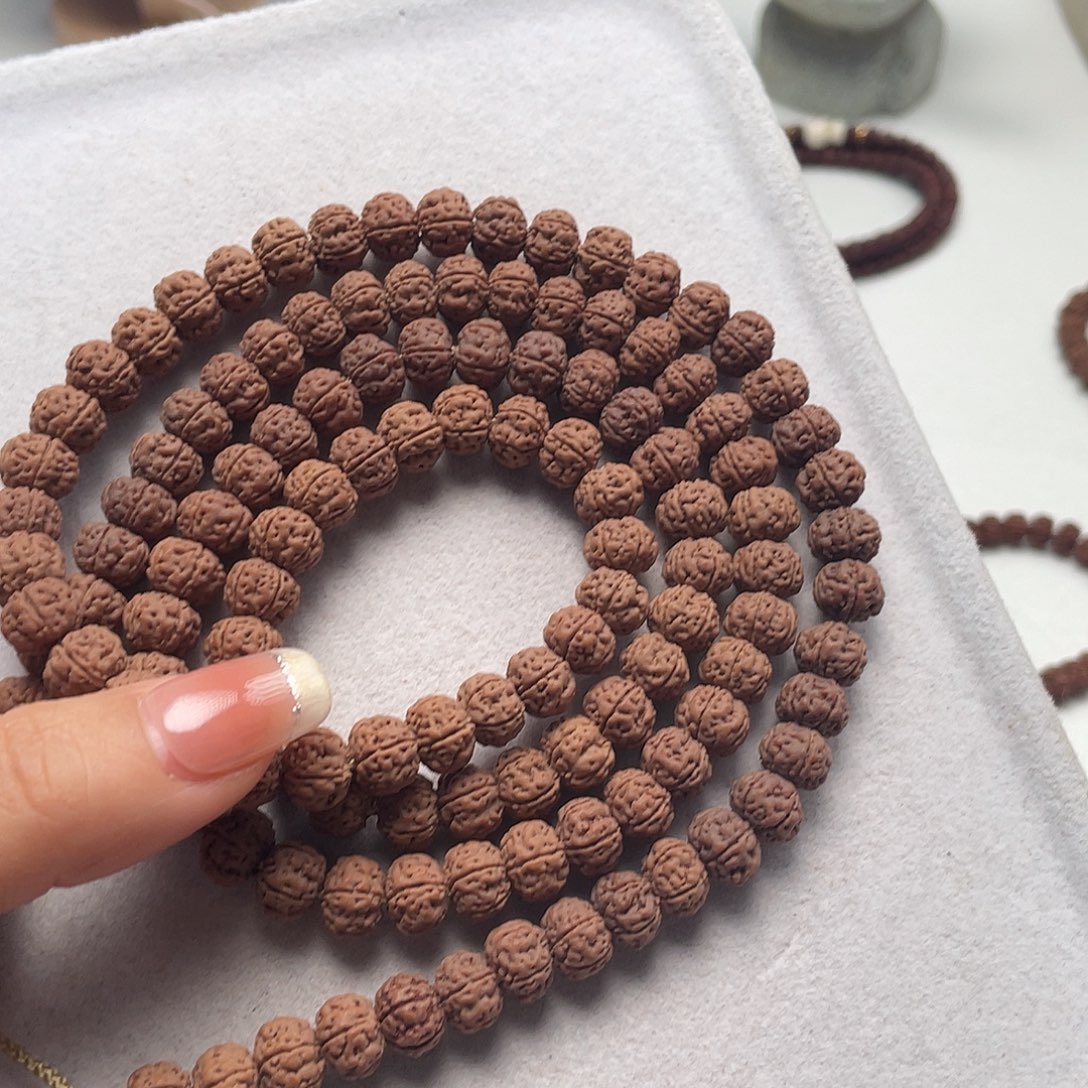 一***生金刚菩提吊坠老树王长串