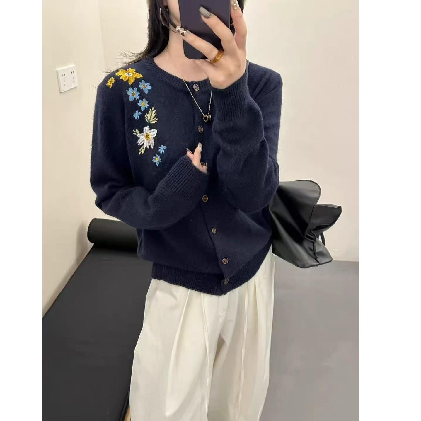 2025欧美风新款刺绣外套花朵毛衣绣花保暖开衫上衣针织衫宽松时尚