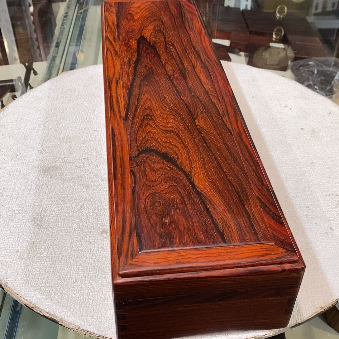 微凹黄檀（南美大红酸枝）独板机关盒50/14/9