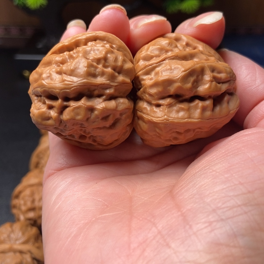 淡***物把件文玩核桃蛤蟆头