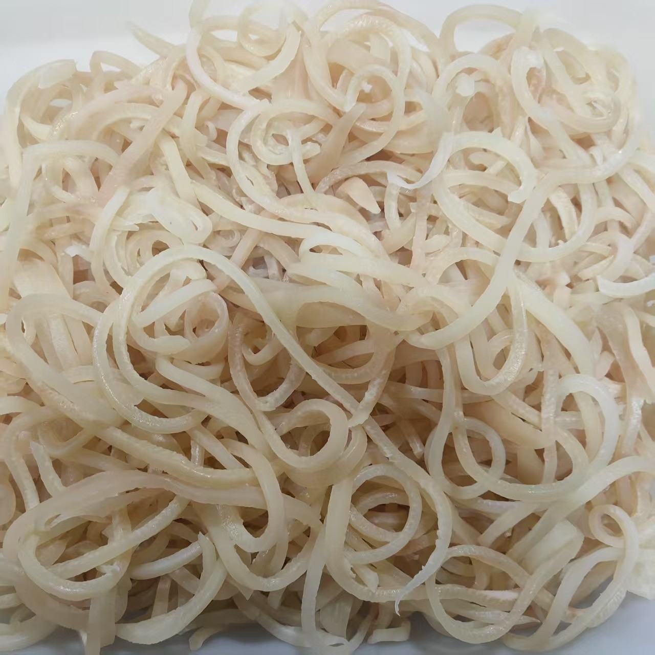 厂家自销新鲜去油去毛猪脊背皮丝家用商用猪皮丝批发零售好食材