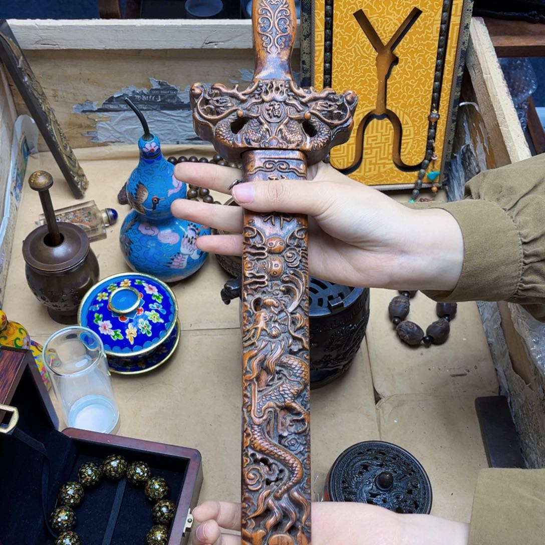 滴血莲花菩提吊坠