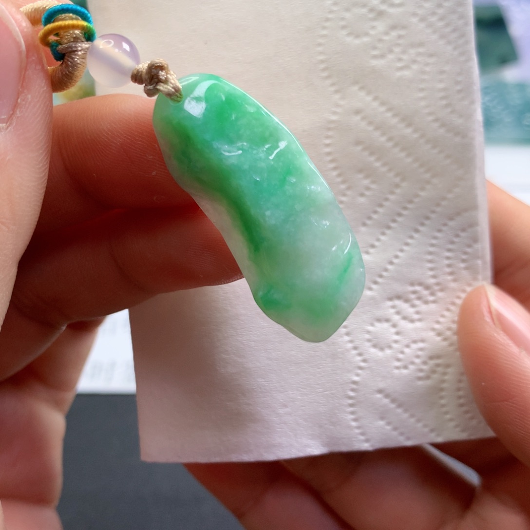 【闪购商品】翡翠吊坠(不含链)未镶嵌