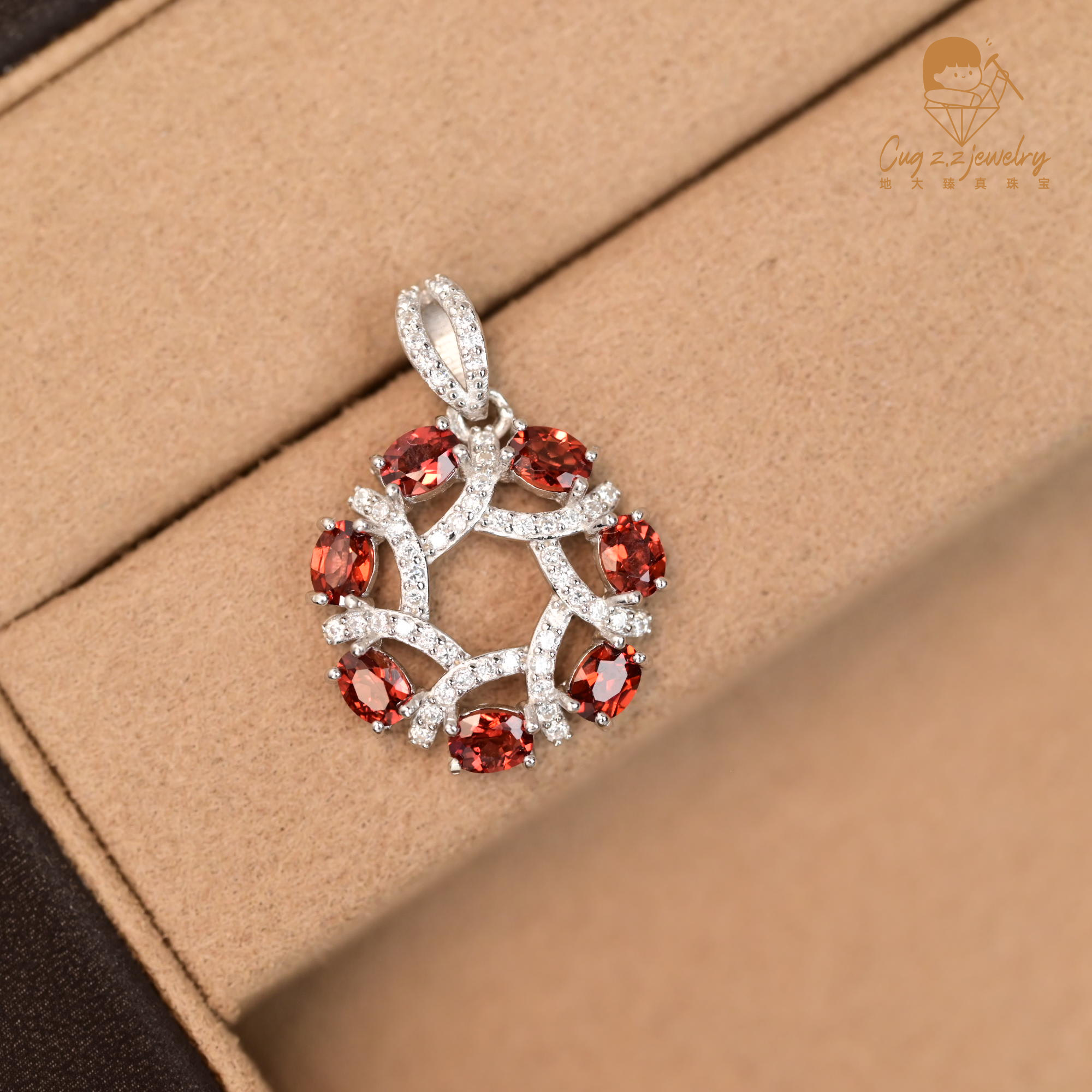 天然石榴石花环吊坠珠宝秋冬氛围感宝石礼物925银坠（不含链）