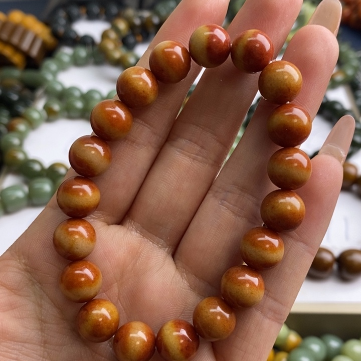 未镶嵌透闪石质玉珠宝奇石