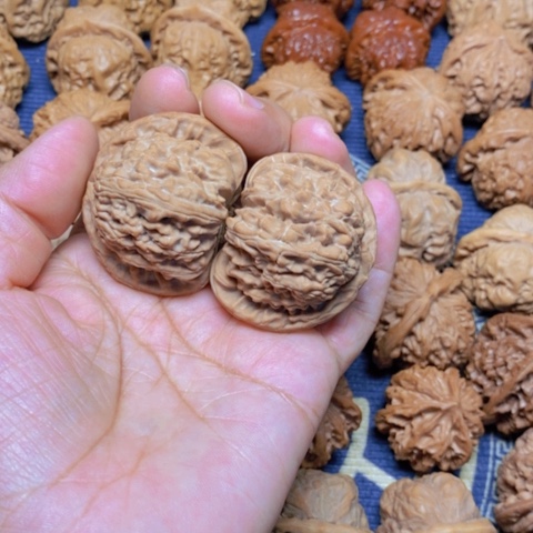 【闪购商品】吊坠文玩核桃平**生白狮子45