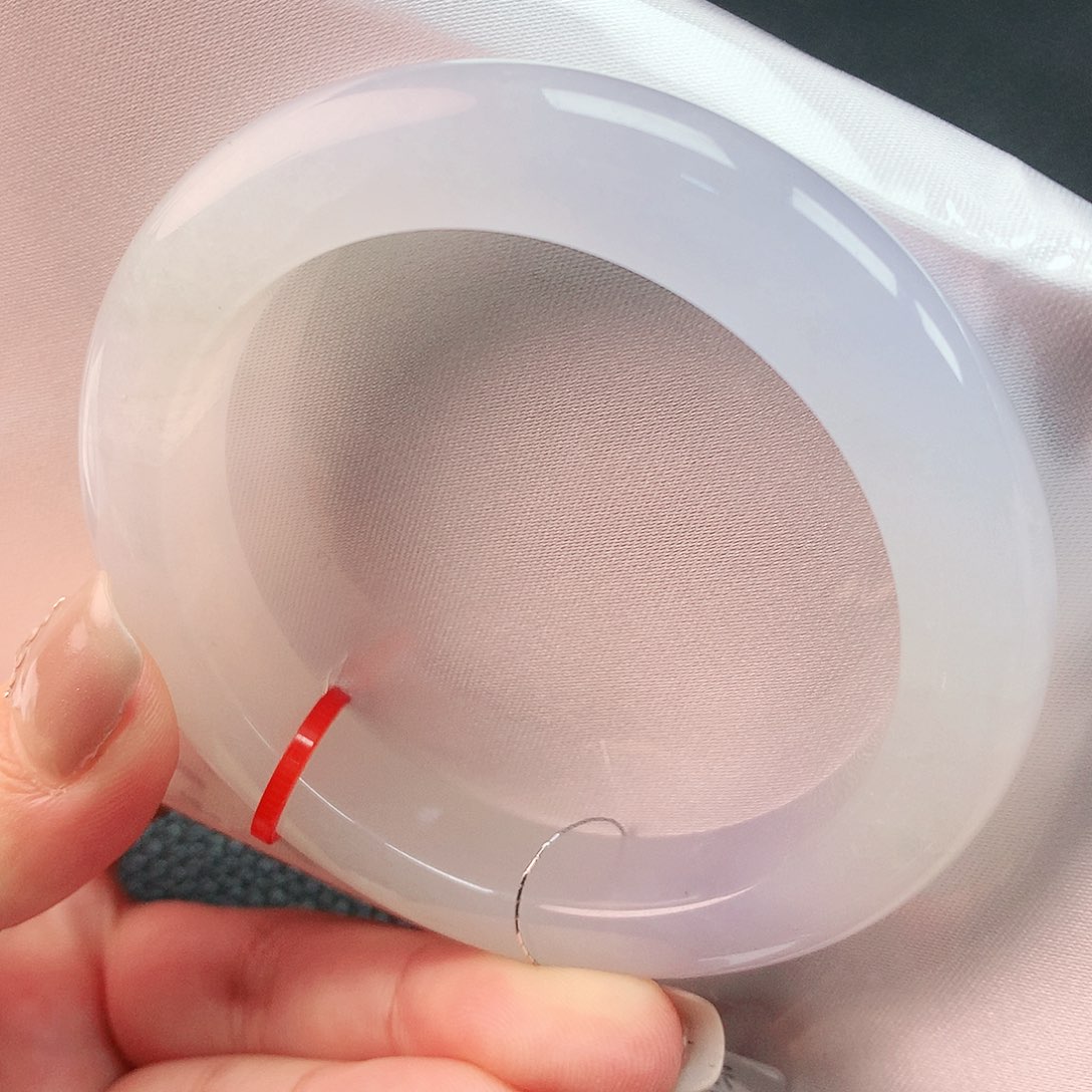 翡翠手镯未镶嵌54圈