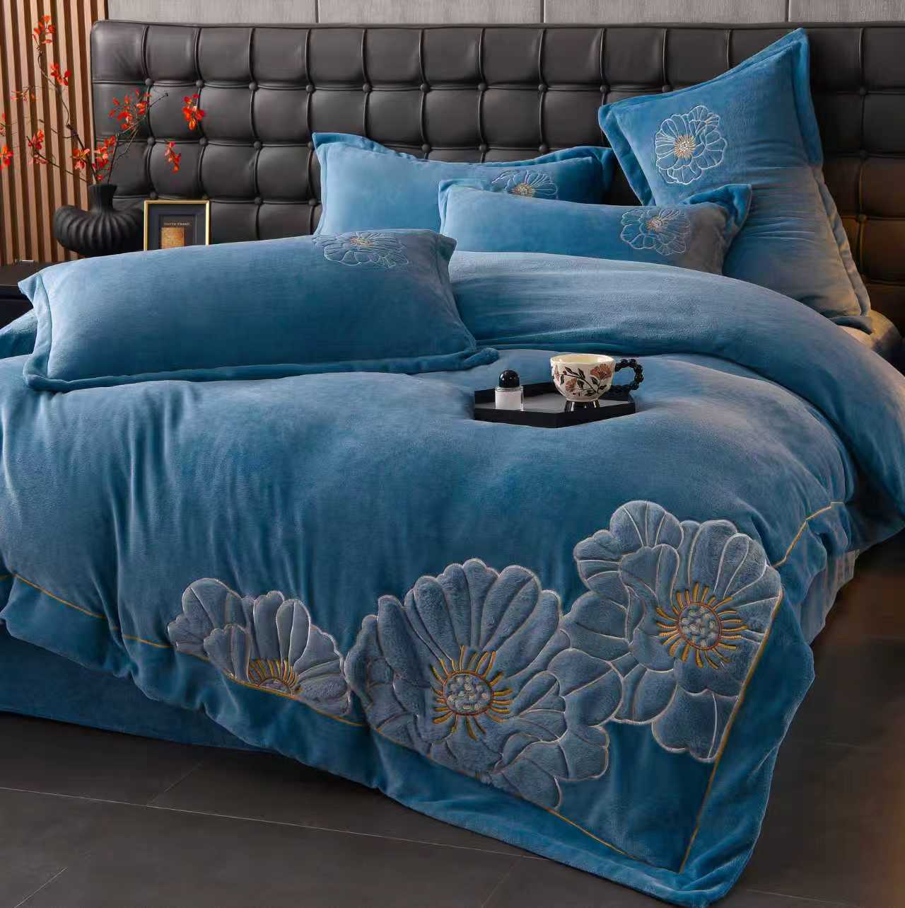 【绽放蓝】加厚贴布绣花四件套婴肤绒牛奶绒被套柔软被罩床单枕套