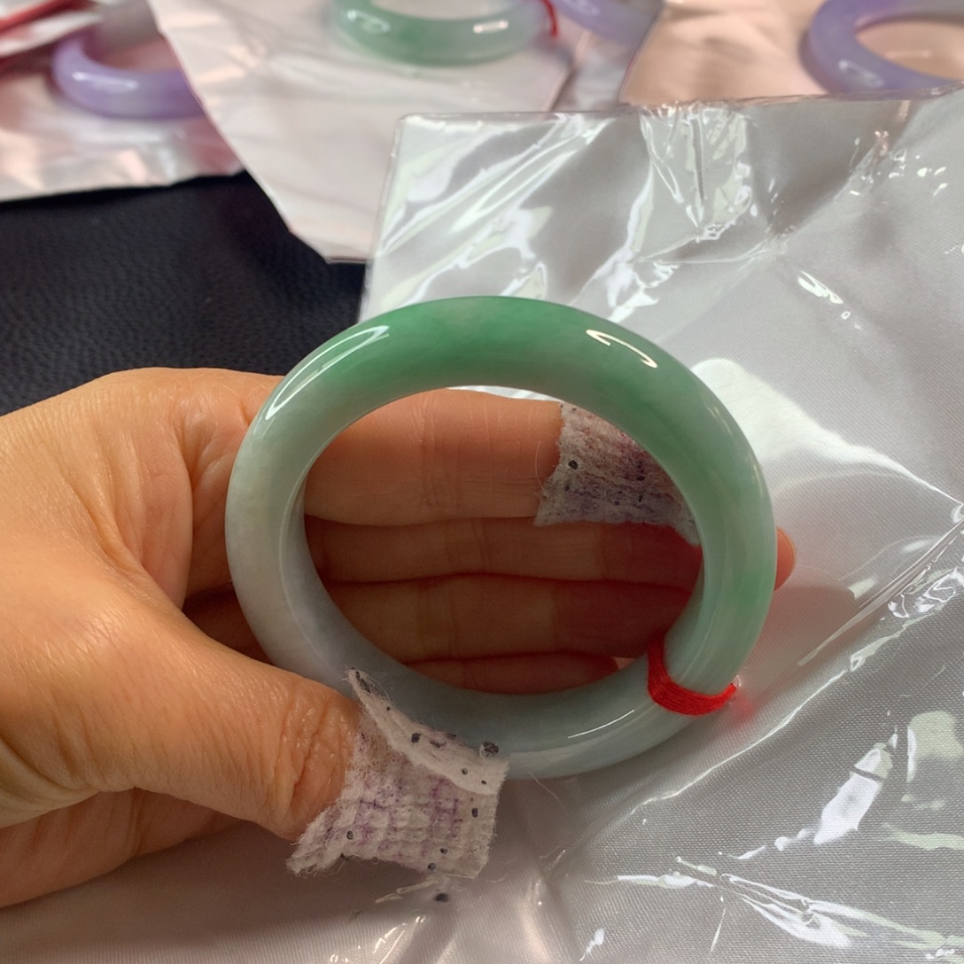 翡翠未镶嵌手镯翡翠手镯54