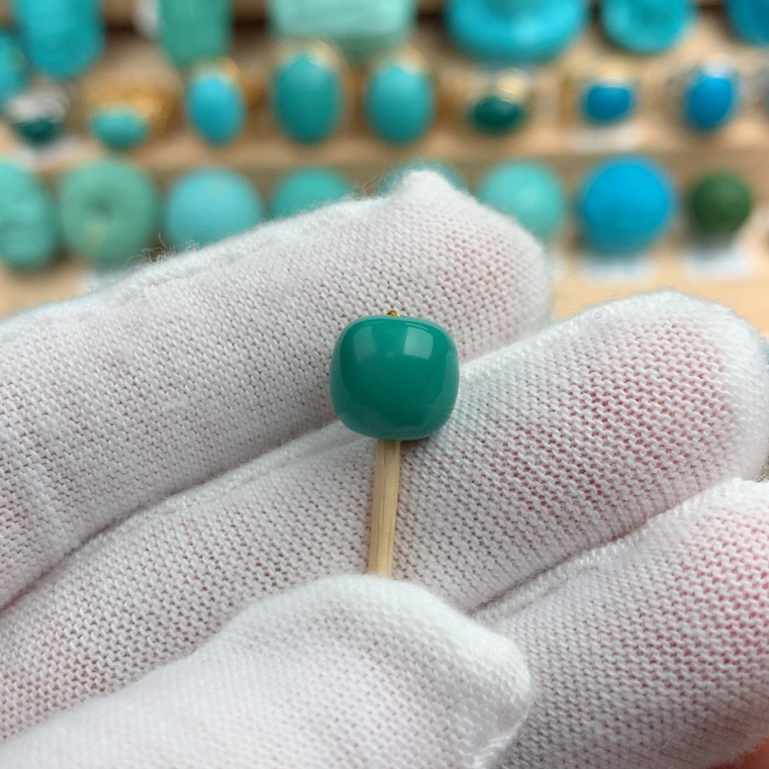 绿松石配饰未镶嵌8.6-8.2mm