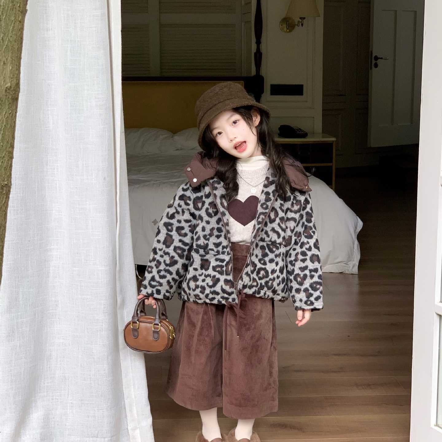 儿童豹纹外套可拆卸帽子夹棉2025冬季新款韩版宝宝洋气棉服童装 