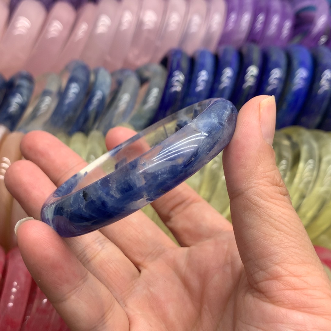 手镯未镶嵌水晶手镯