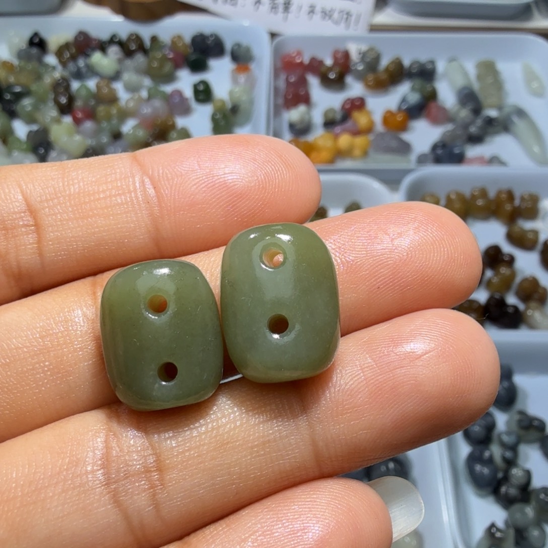 和田玉未镶嵌珠宝奇石