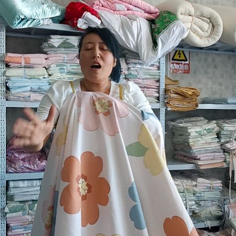 棉棉高端床单2×2.5的。