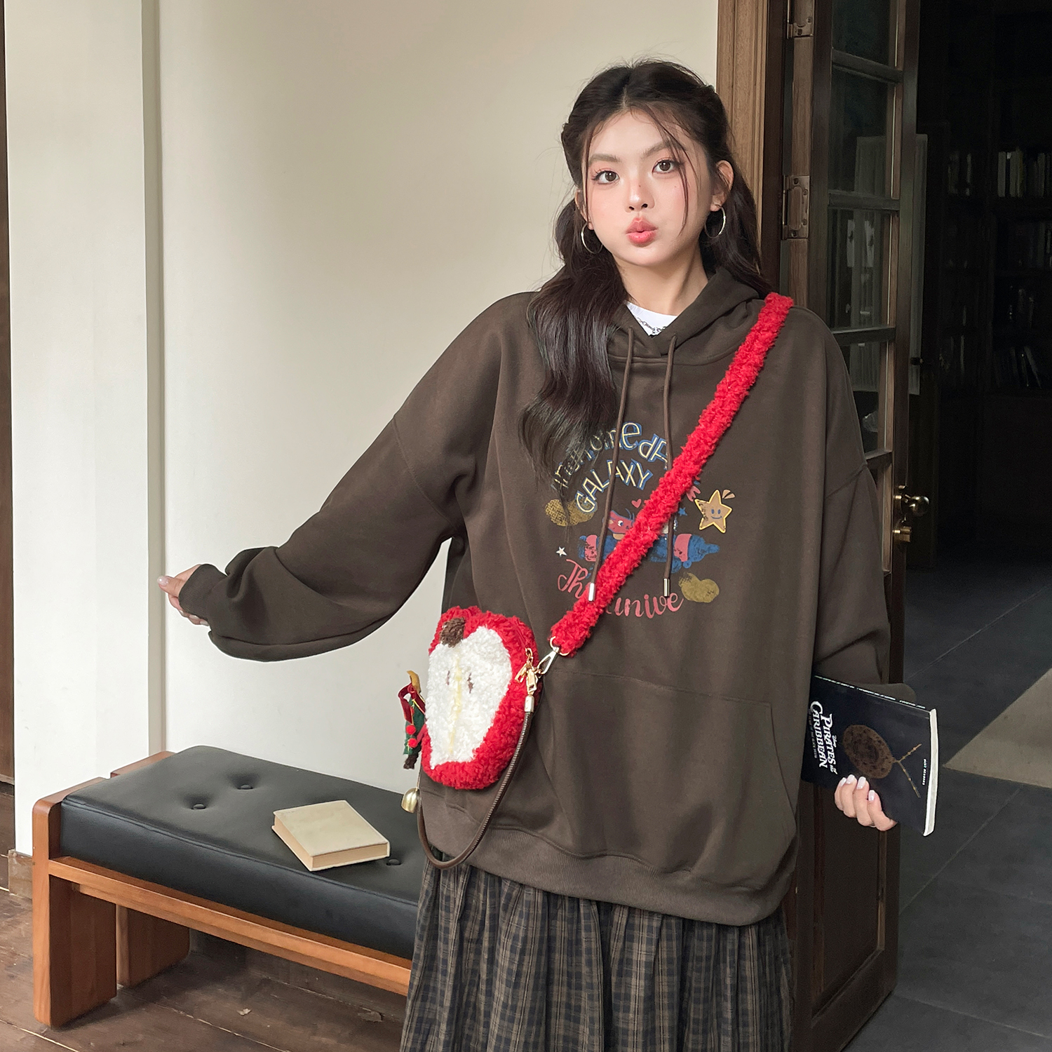 小草宽松定制甜美可爱连帽卫衣特大码女装胖mm洋气巨遮肚显瘦上衣