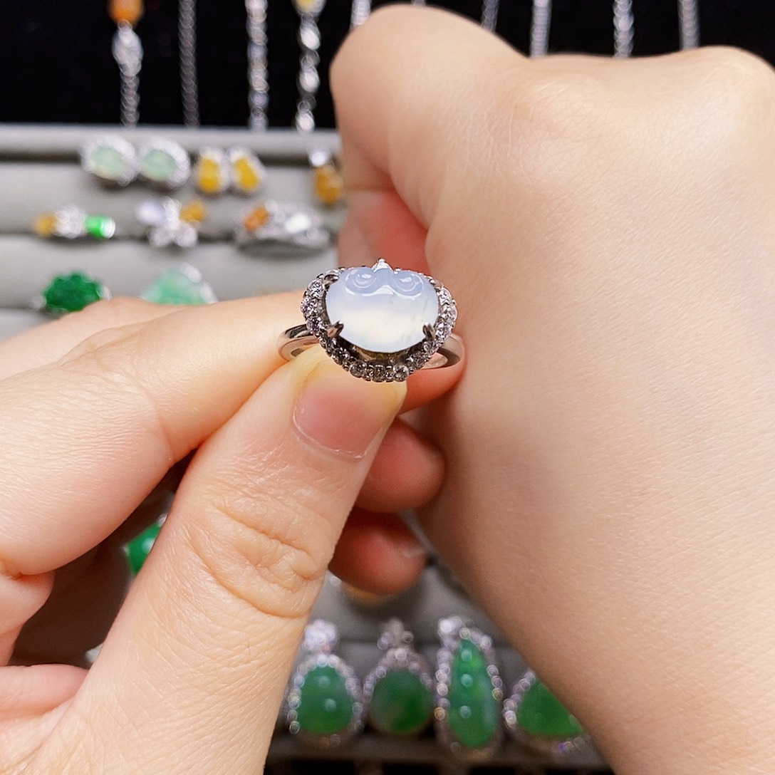 翡翠戒指银S925镶嵌如意