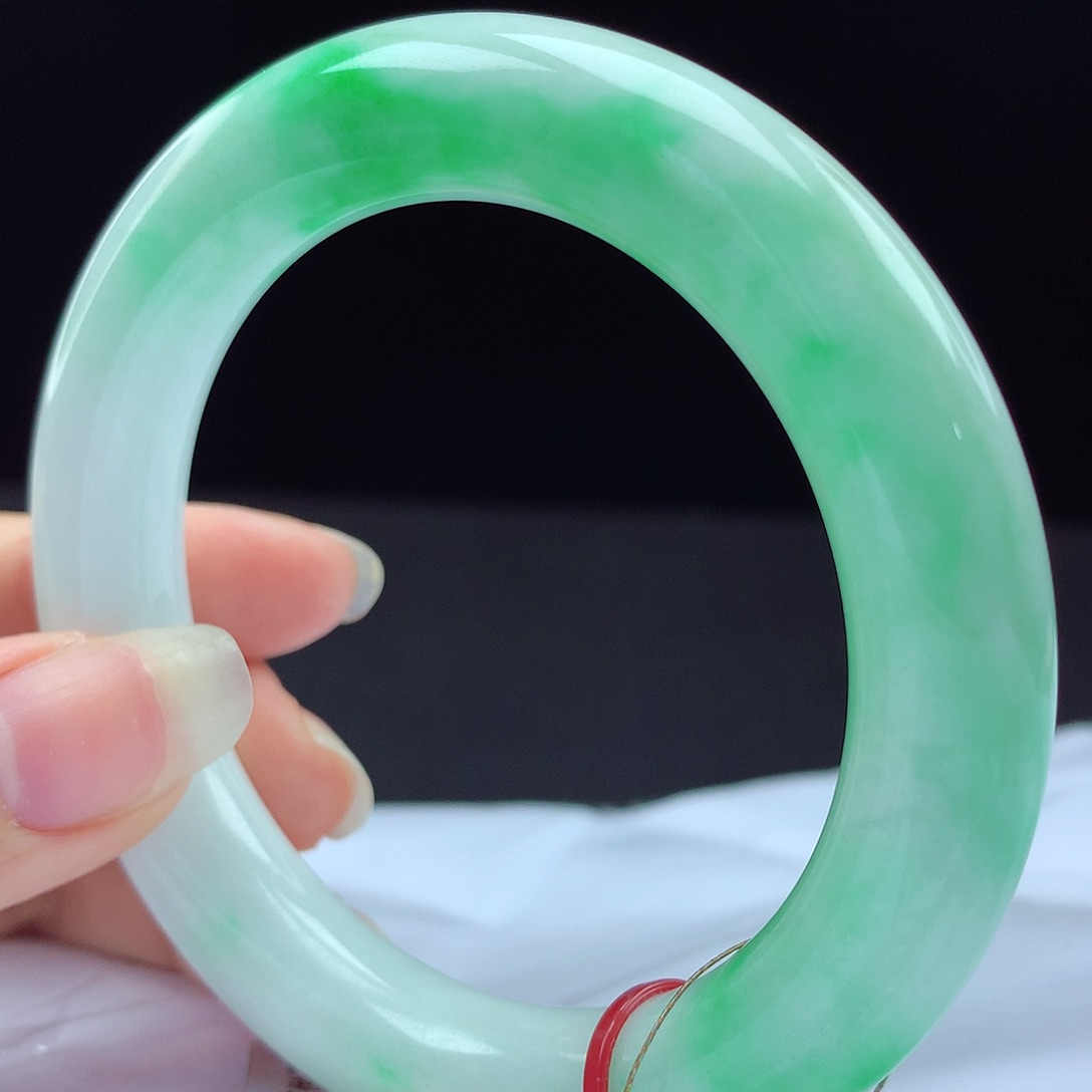 未镶嵌手镯翡翠113951，