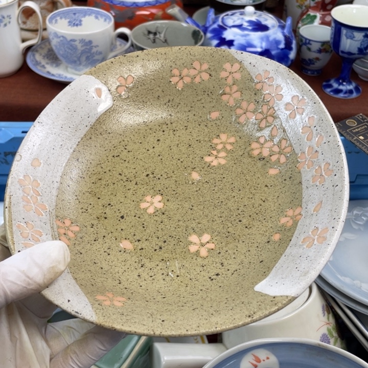 陶他家瓷器真美…开播了