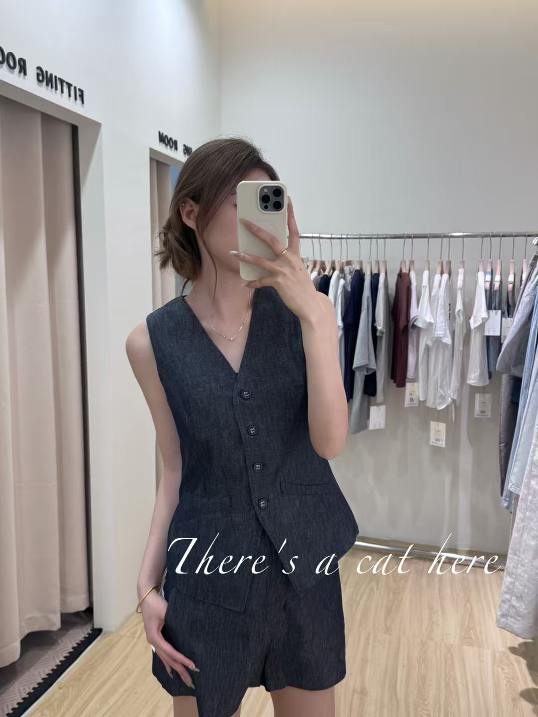 宽松型单排扣V字领牛仔马夹简约修身通勤百搭