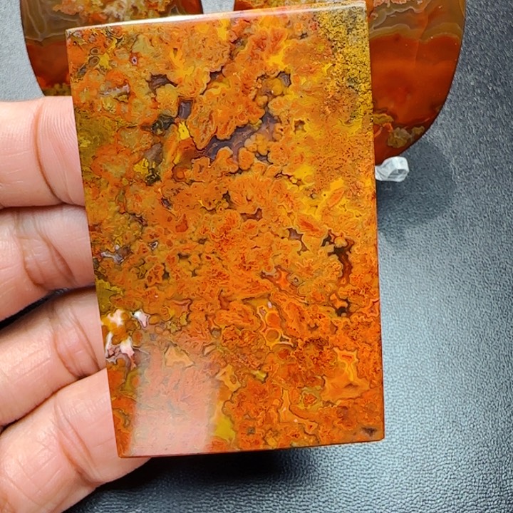 玛瑙/玉髓战国红未镶嵌羚***快