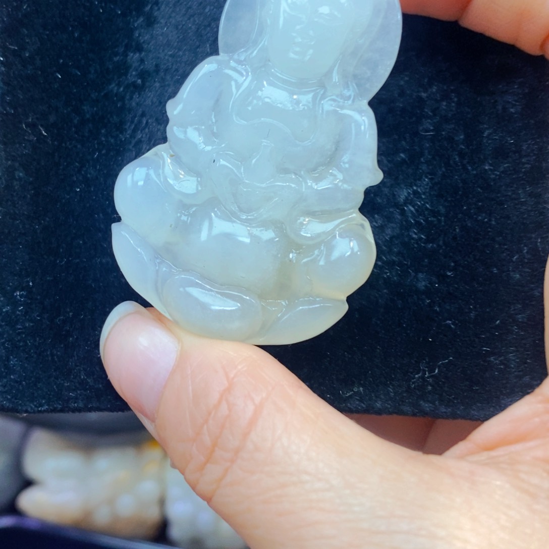 未镶嵌石英质玉（黄龙玉）吊坠(不含链)