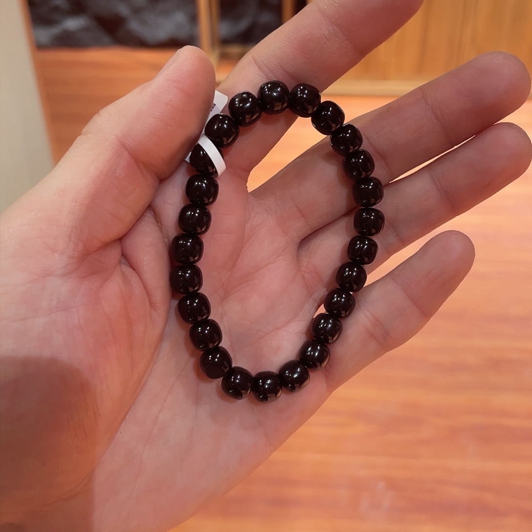 和田玉手串未镶嵌O*黑青7.8直切