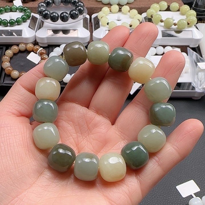 和田玉手串未镶嵌