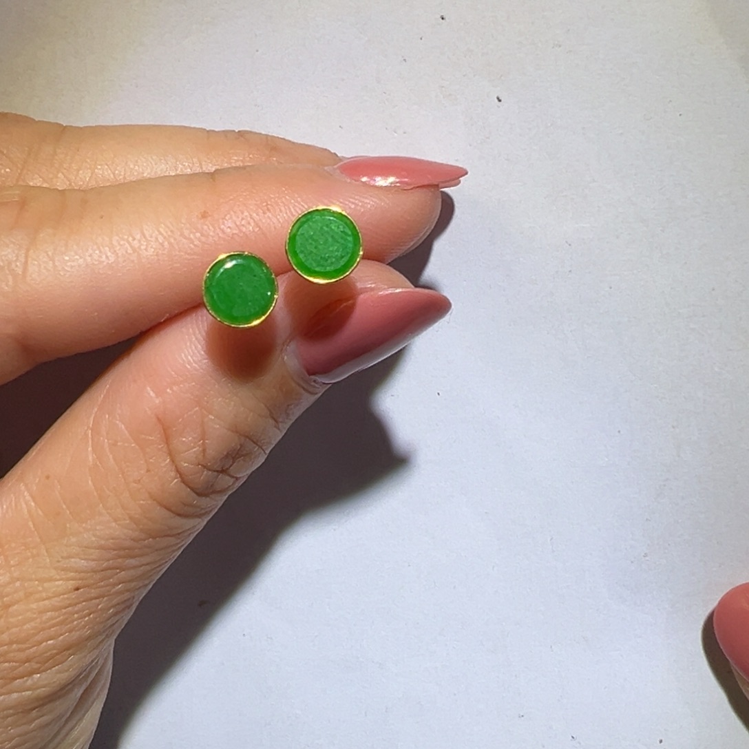 翡翠颈饰18K金镶嵌耳钉