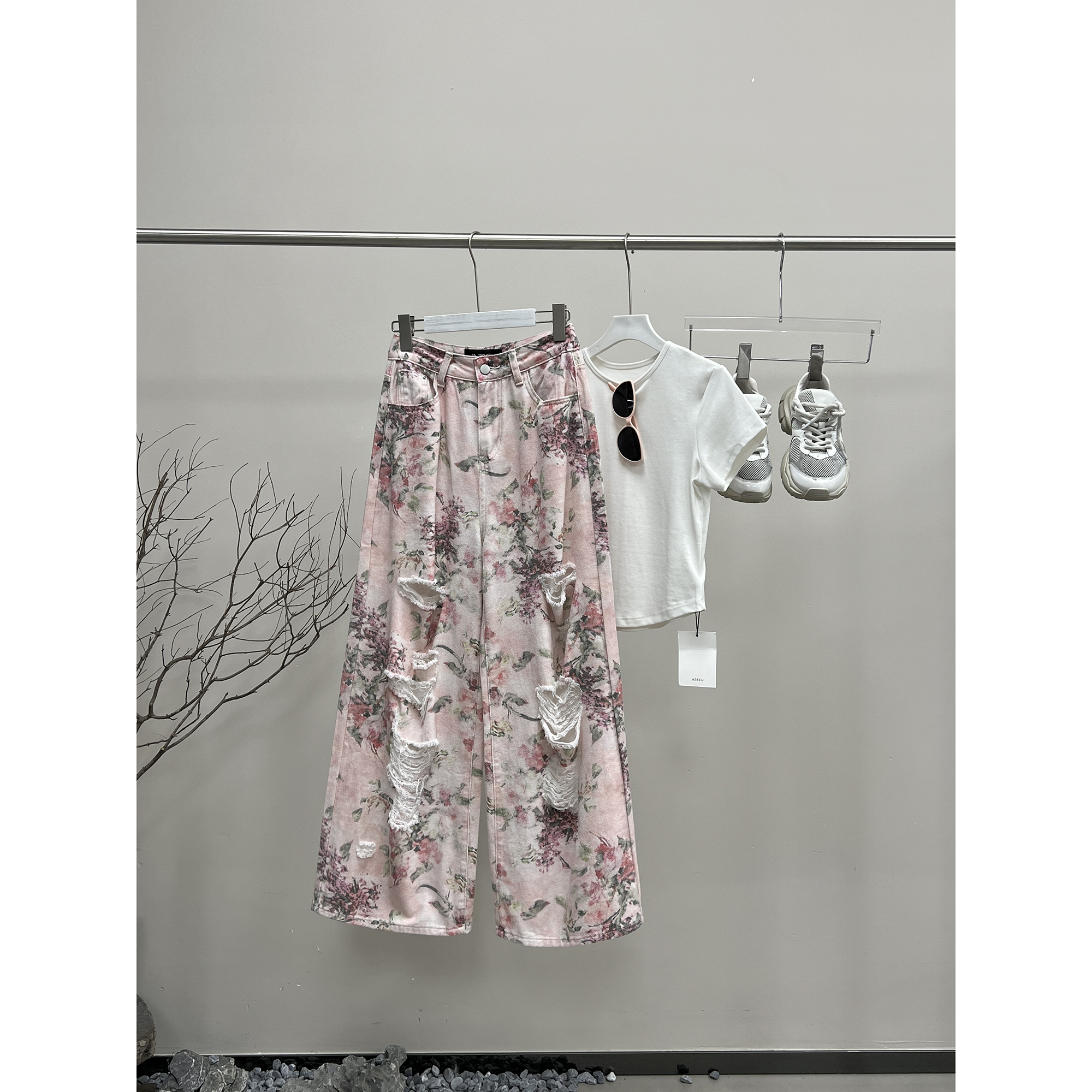 粉色破洞牛仔花裤900213