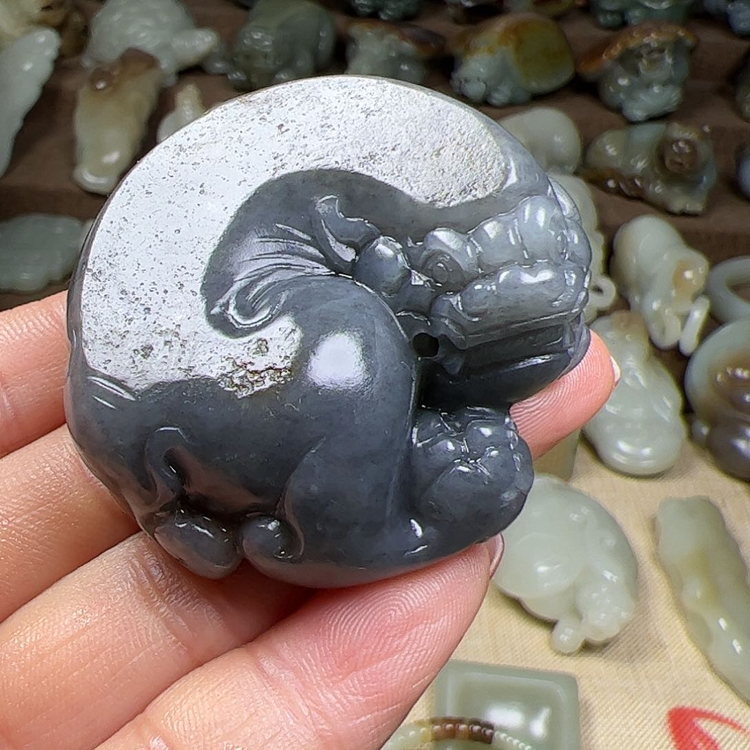 和田玉挂件未镶嵌