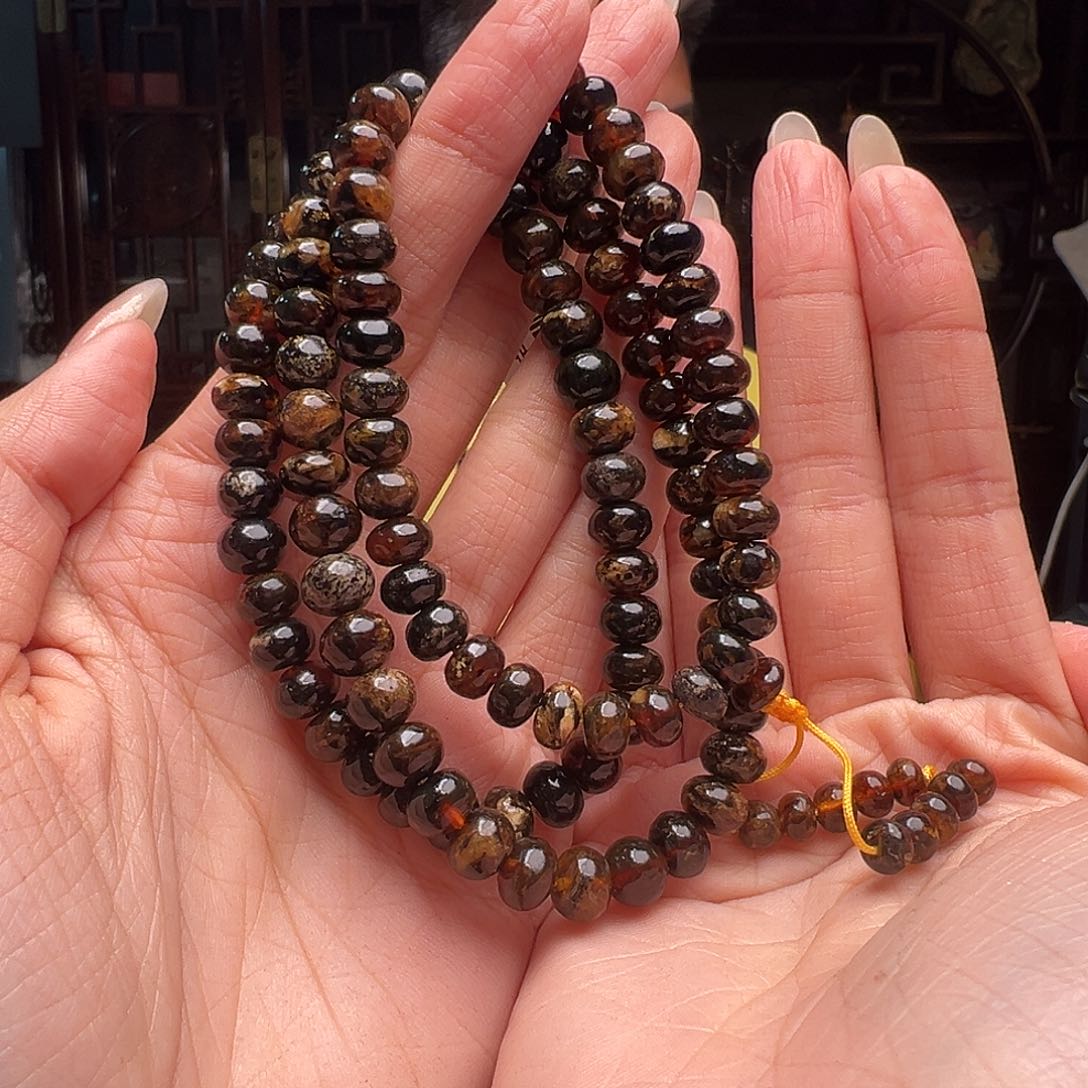 琥珀裸石未镶嵌抚顺琥珀20490。7mm