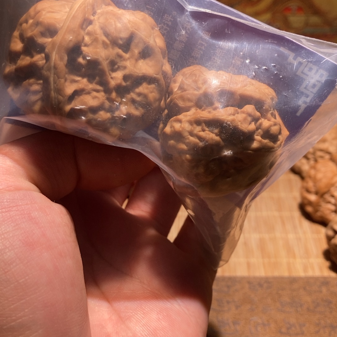 熊****文玩核桃吊坠蛤蟆头D29