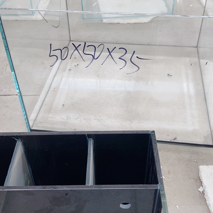 P***P玻璃505035裸缸➕鱼缸垫