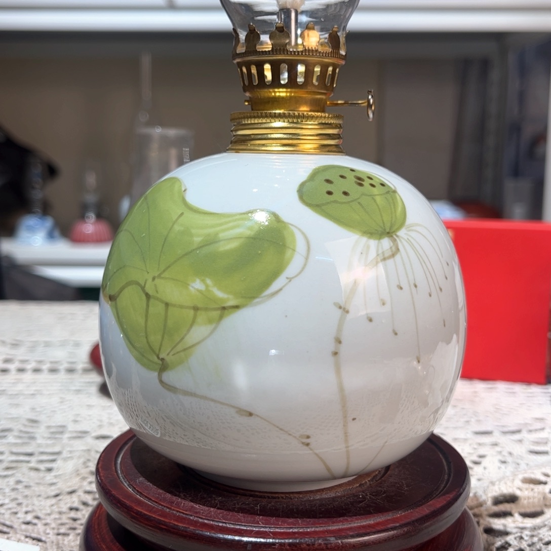 摆件景德镇陶瓷香薰灯