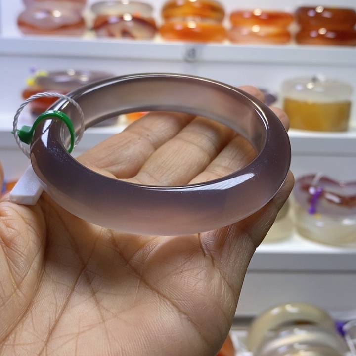 玛瑙/玉髓手镯未镶嵌隆*迪