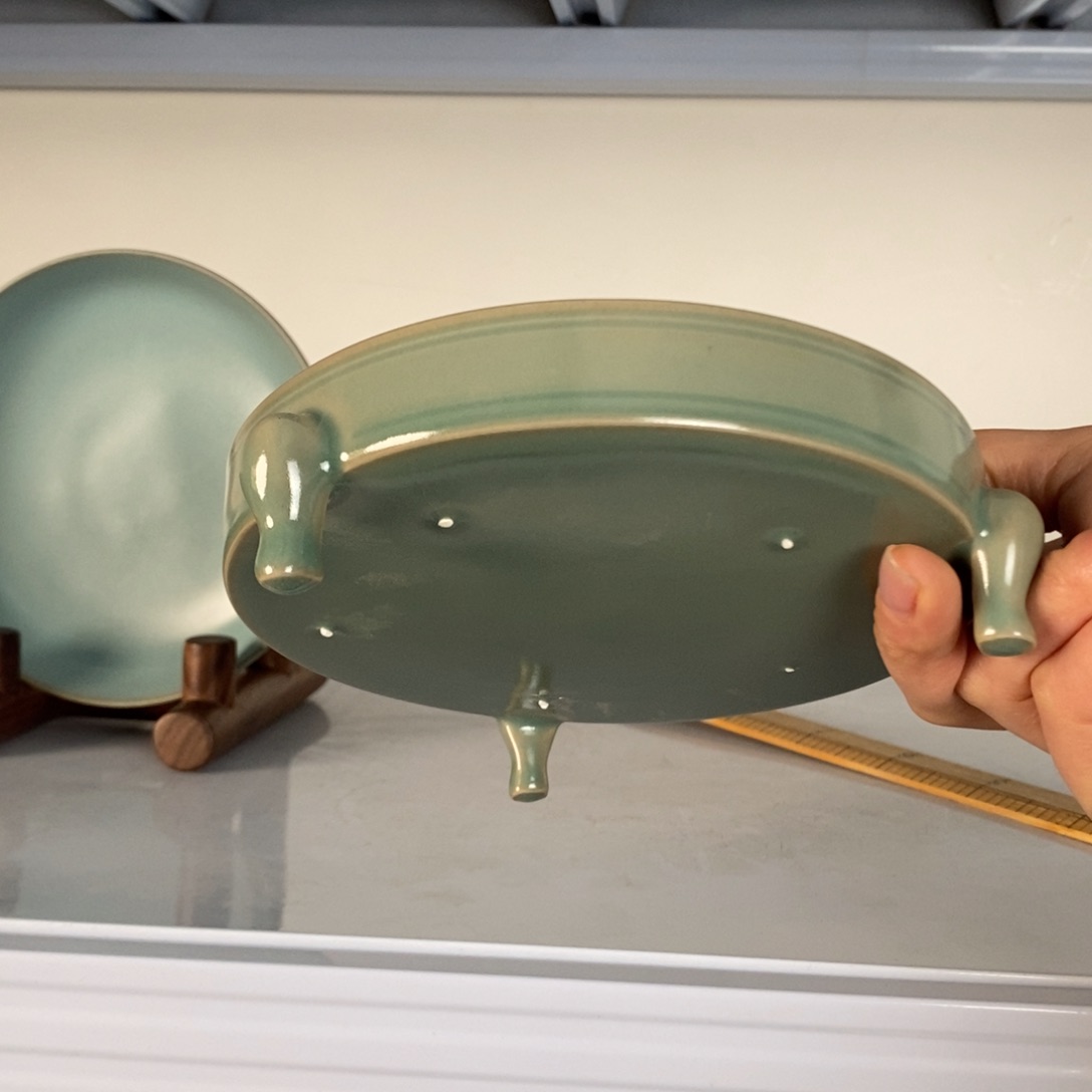 瓷片微微瑕三足洗哈哈哈哈