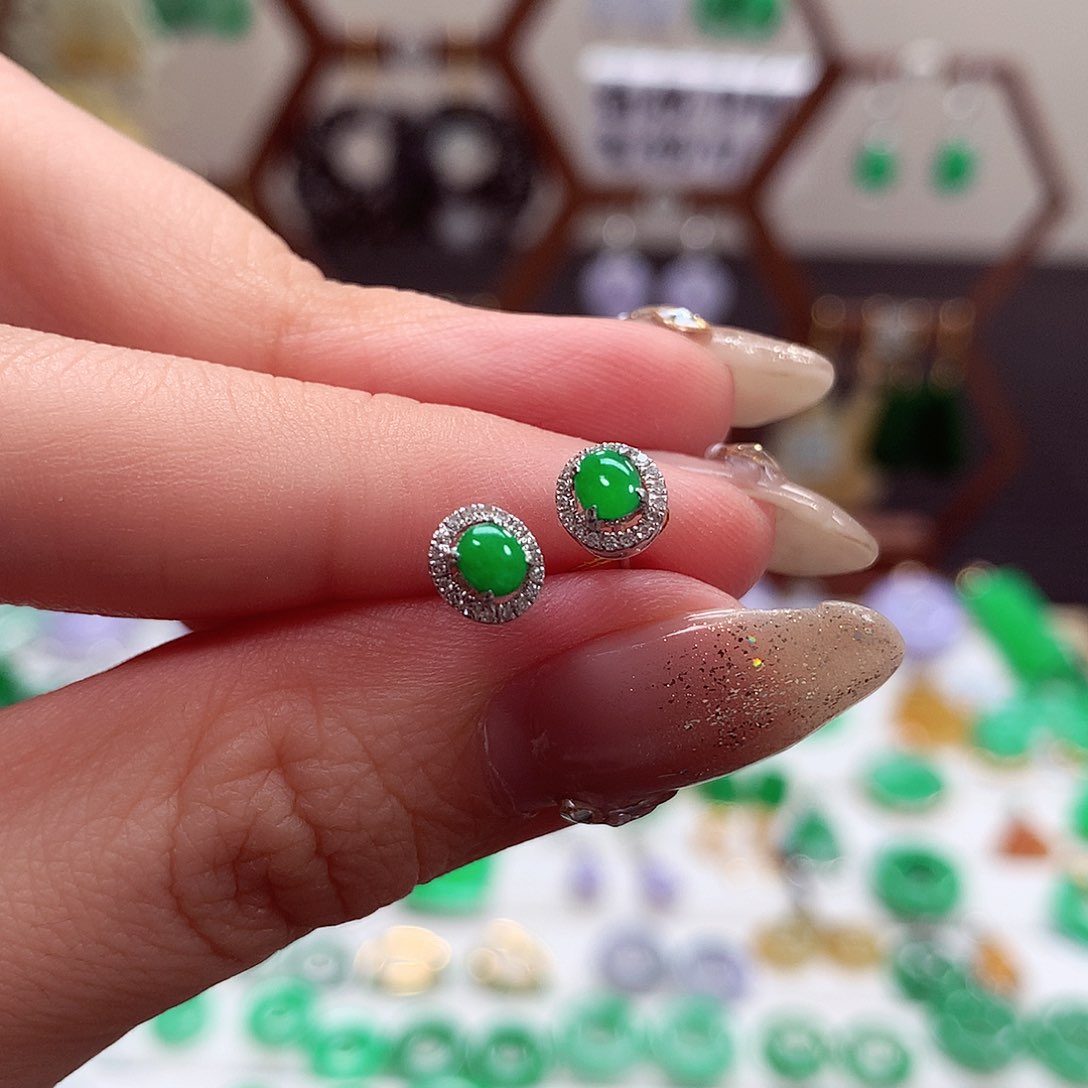 翡翠耳饰18K金镶嵌天然翡翠
