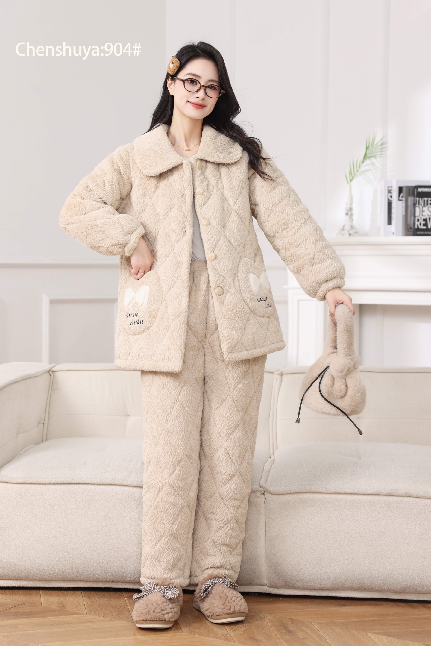 【0307辰-英文结】2025冬新珊瑚绒夹棉女睡衣休闲三层加棉家居服