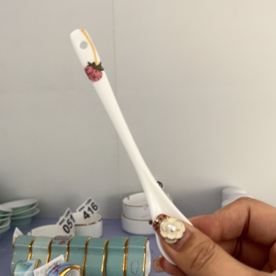 瓷片天****…花开富贵咖啡勺