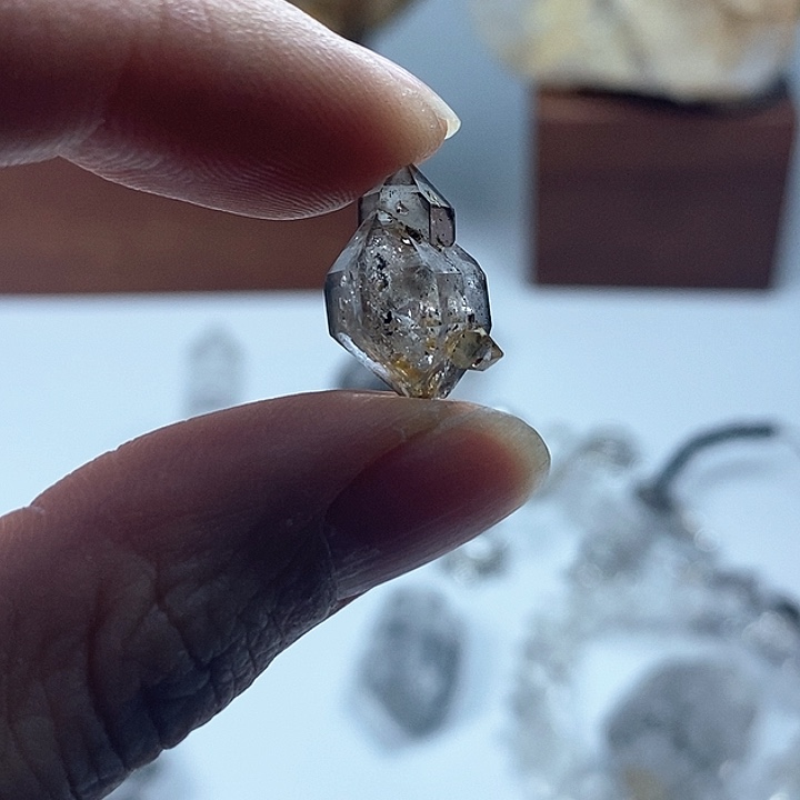 水晶手链未镶嵌共生