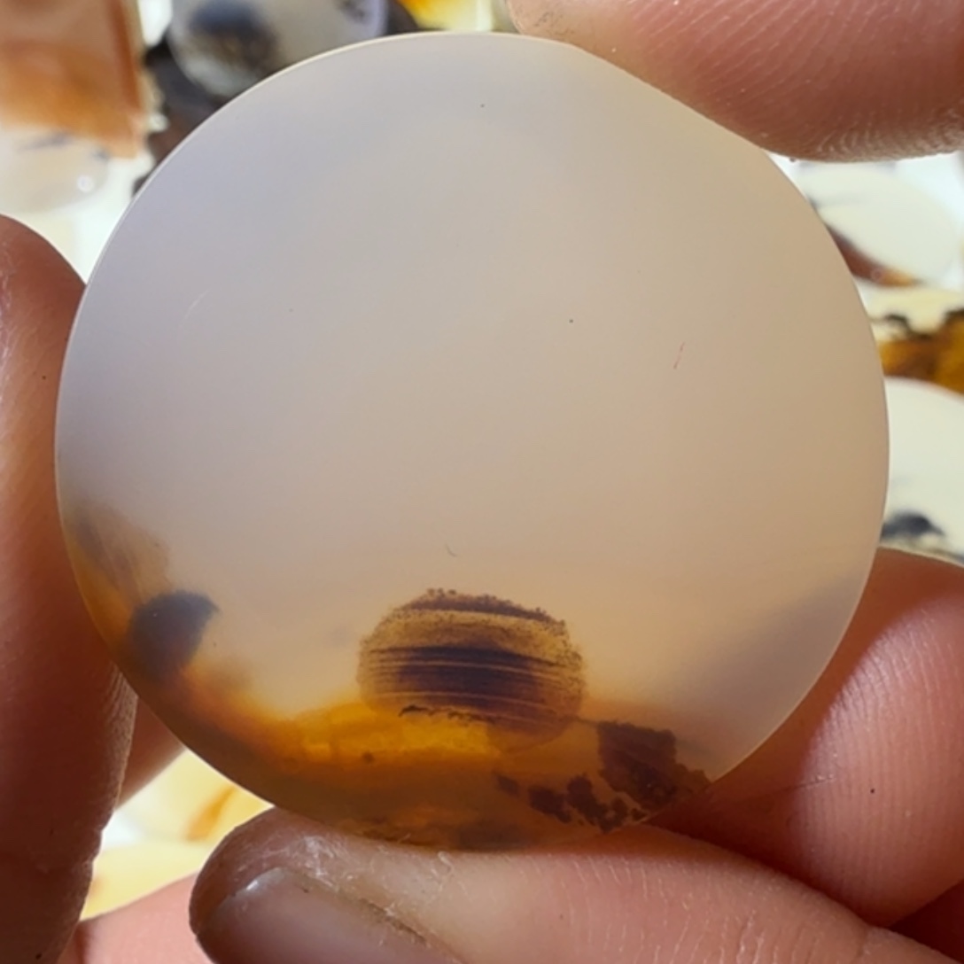 玛瑙/玉髓未镶嵌珠宝半成品