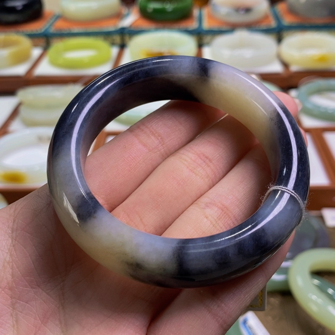 和田玉手镯未镶嵌꧁****꧂籽青花53.5