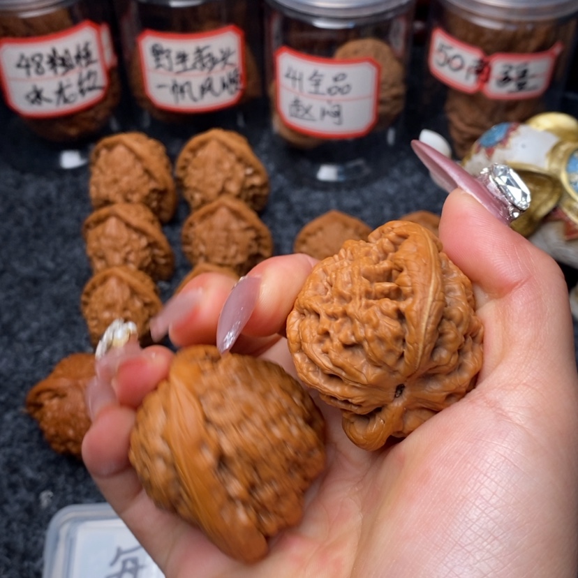 【闪购商品】文玩核桃把件战*45金公子……