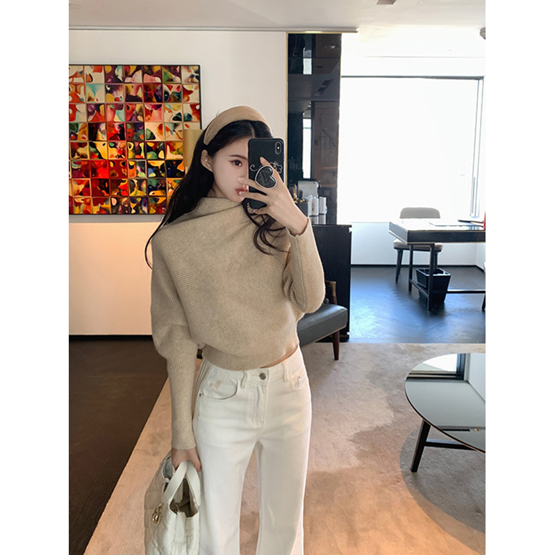 famouswang秋季新款设计感小众蝙蝠袖长袖斗篷毛衣上衣秋冬外套女